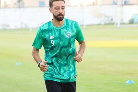 عانى من كسرين في القدم.. تفاصيل جراحة مروان حمدي وموعد عودته للمباريات